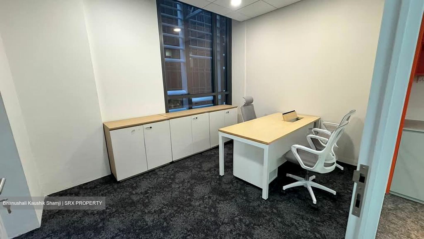 PLUS (D1), Office #563962501